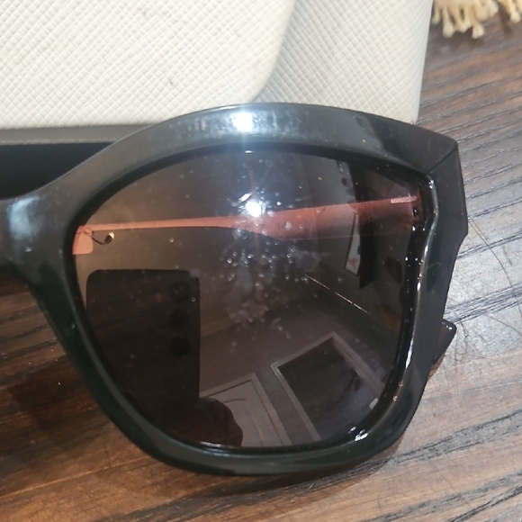 Michael Kors Black Aviator Sunglasses with Dark-Tinted Lenses - Picture 3 of 6